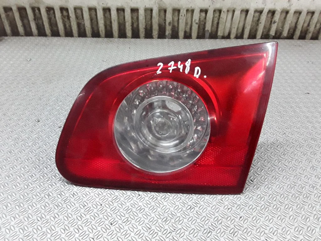 Lampa tylna w klapie 3C9945094