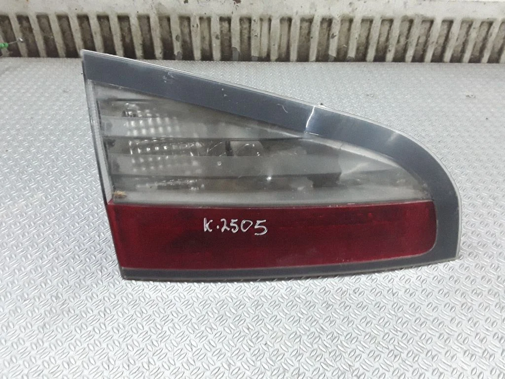 Lampa tylna w klapie – Ford S-MAX (2006-2015)