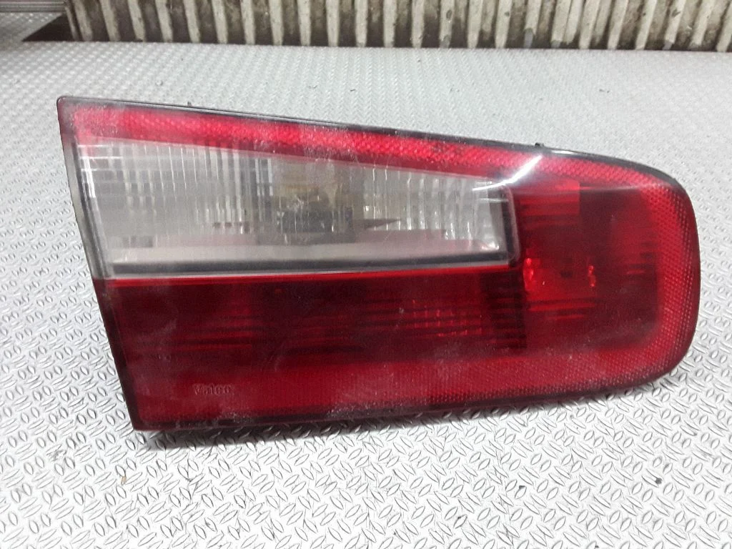 Tailgate rear/tail lights – Renault Laguna II (2001-2007)