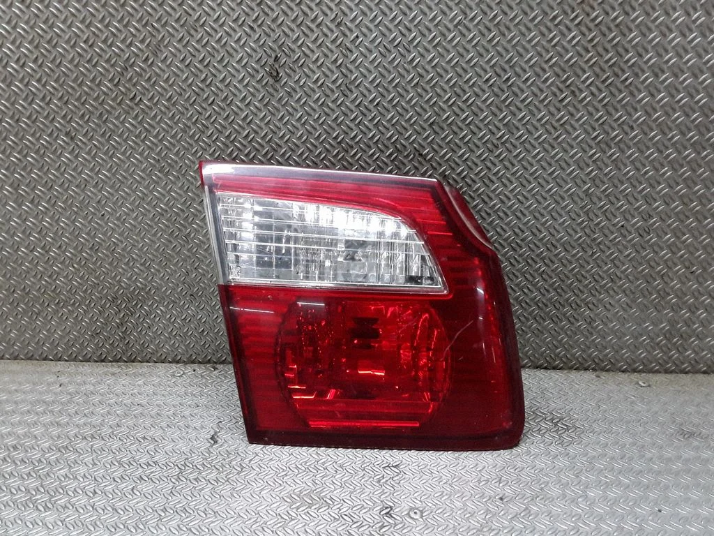 Tailgate rear/tail lights 13261922 – Mazda 626 (1998-2002)