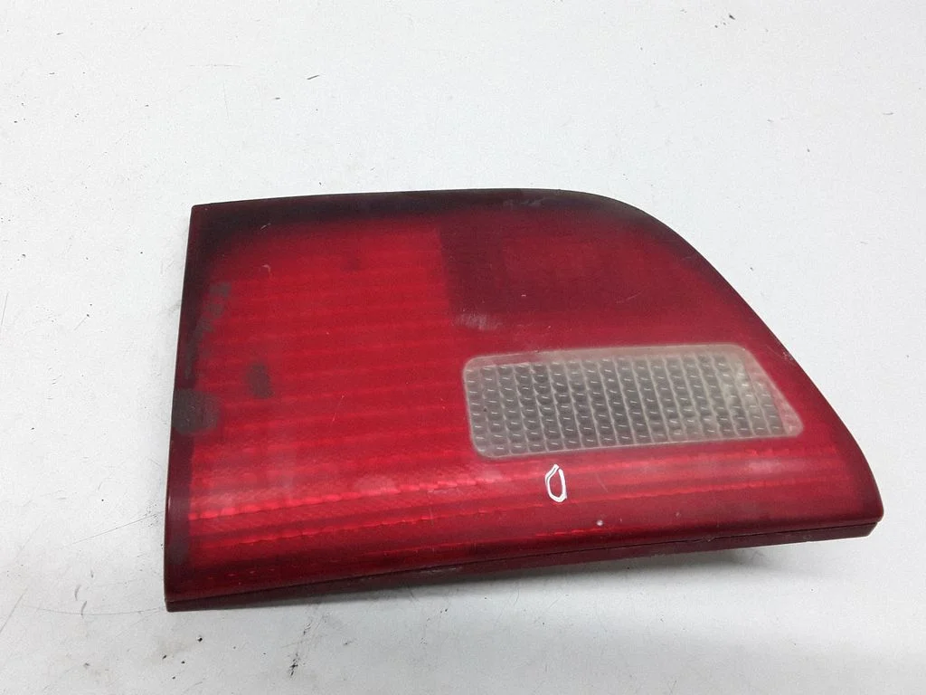 Tailgate rear/tail lights – BMW X5 E53 (1999-2006)