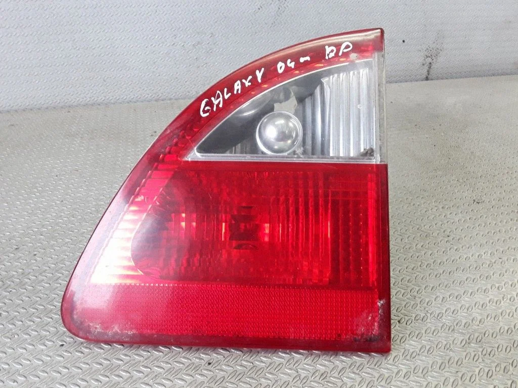 Tailgate rear/tail lights – Ford Galaxy (2000-2006)