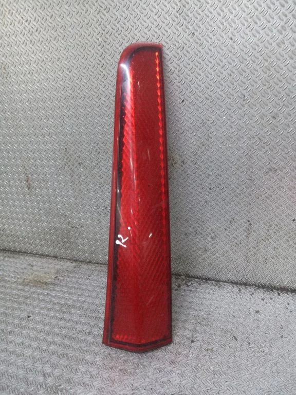 Tagumine helkur – Nissan Note (E11) (2006-2014)