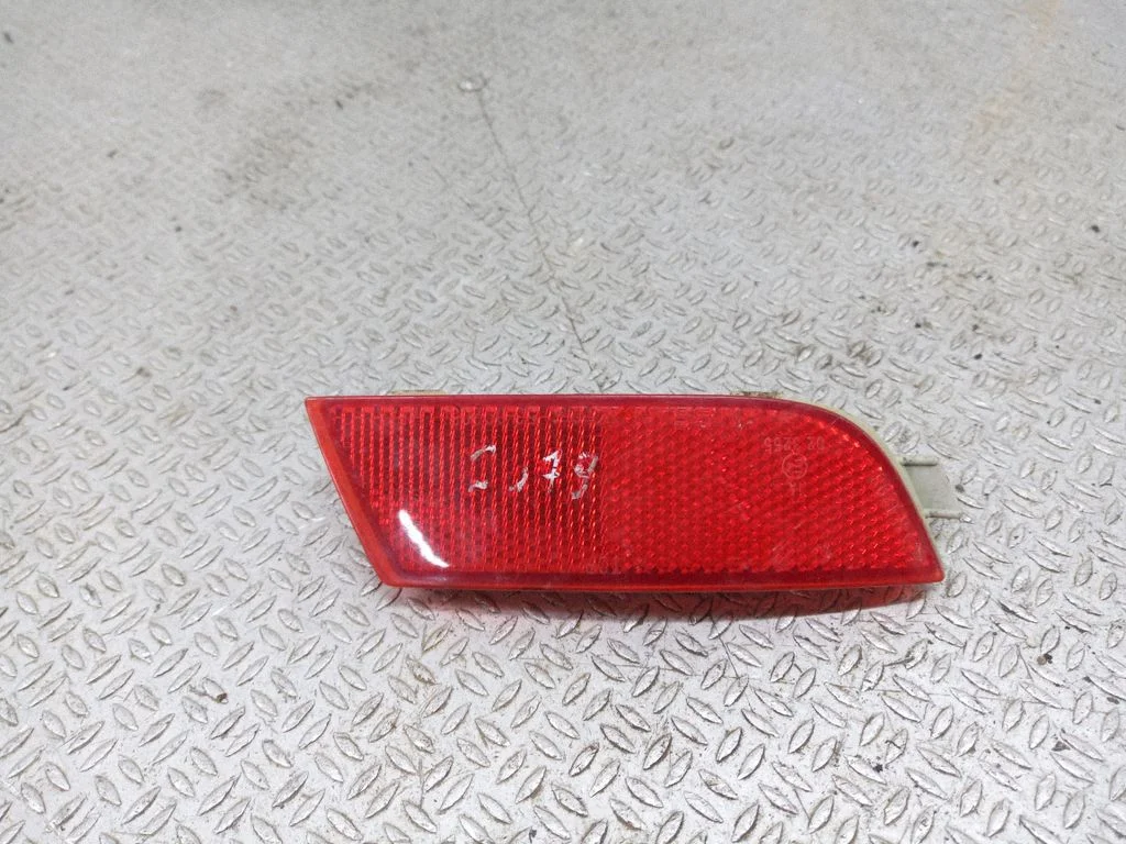 Tagumine helkur – Nissan Note (E11) (2006-2014)
