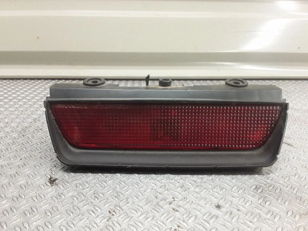 Papildu stopgaismas lukturis – Honda Jazz (2002-2008)