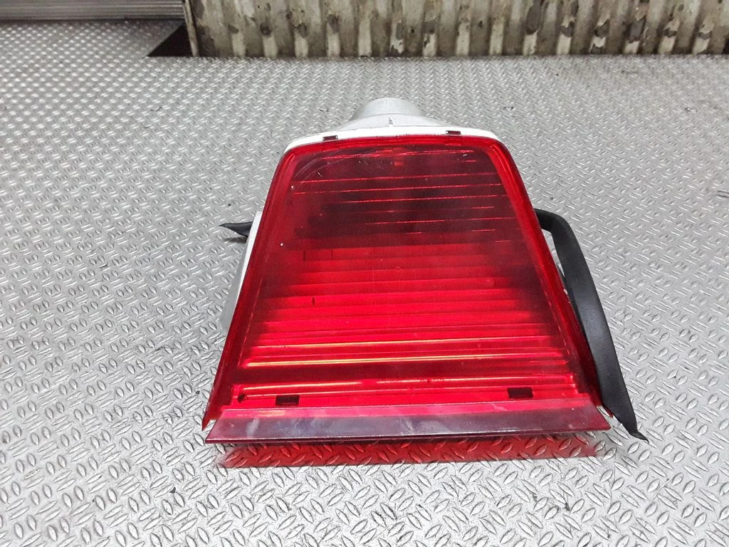 Papildu stopgaismas lukturis XW4313A613A – Lincoln LS (1998-2006)