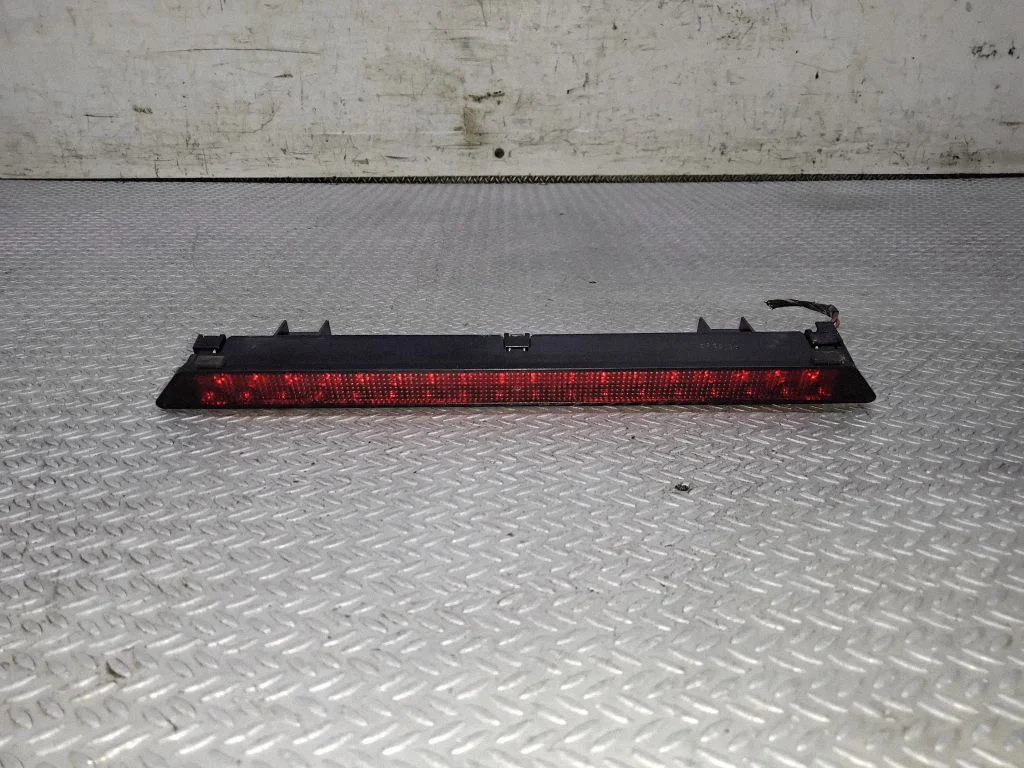 Third/center stoplight – Skoda Fabia Mk1 (6Y) (1999-2007)