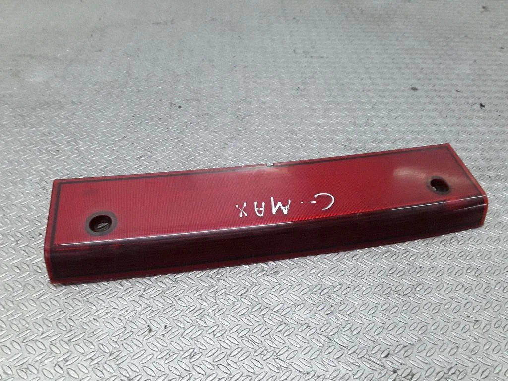 Third/center stoplight – Ford Focus C-MAX (2003-2010)