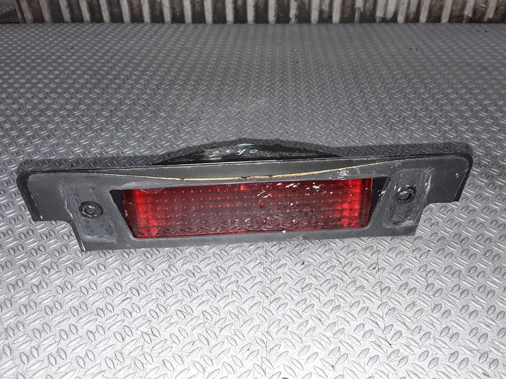 Papildu stopgaismas lukturis – Land Rover Discovery (1998-2004)