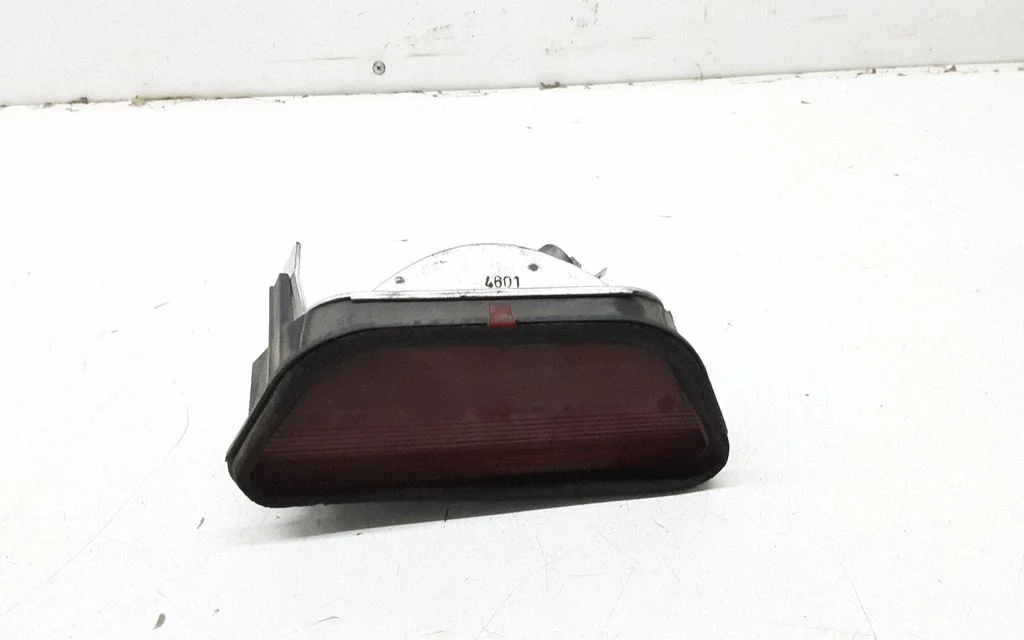 Third/center stoplight – Mercedes-Benz ML-Class W163 (1997-2005)