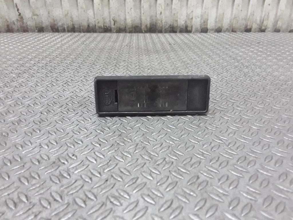 Numura zīmes apgaismojums – Citroen C5 (2005-2008)