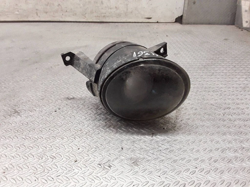 Halogen przedni – prawa