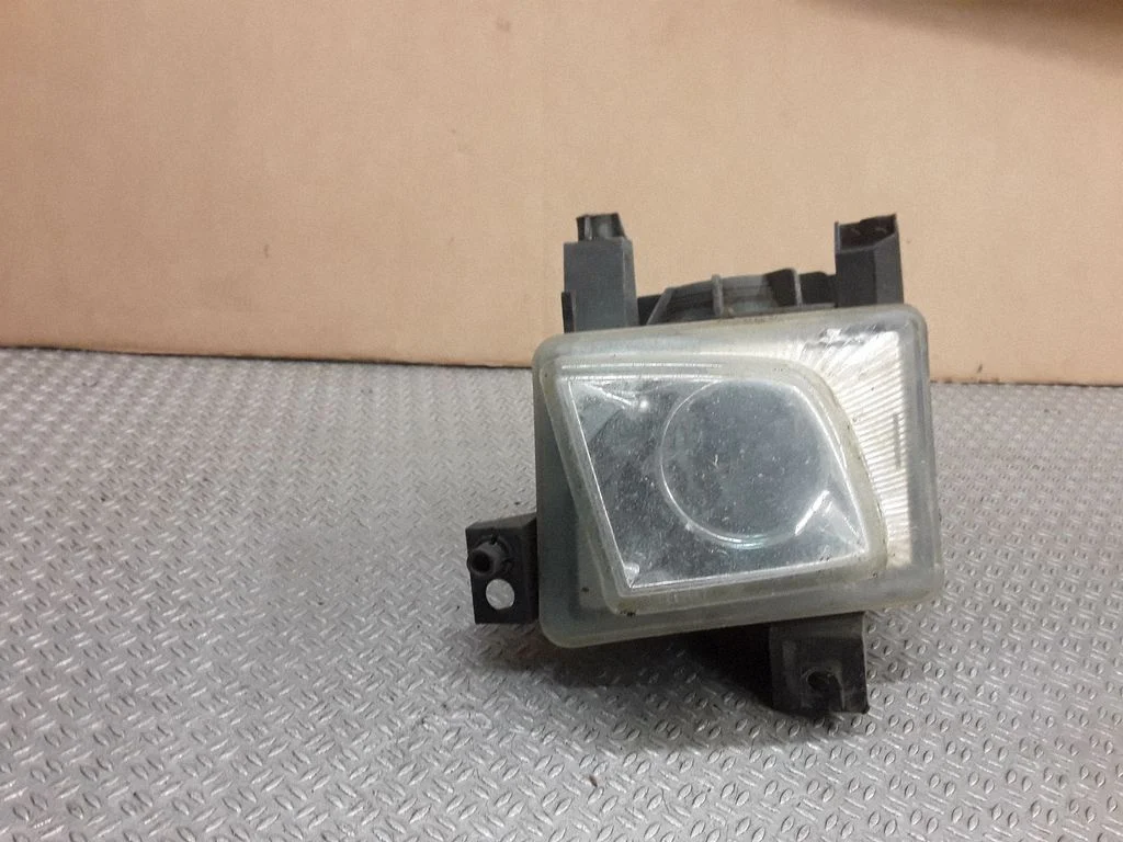 Halogen przedni 09185795