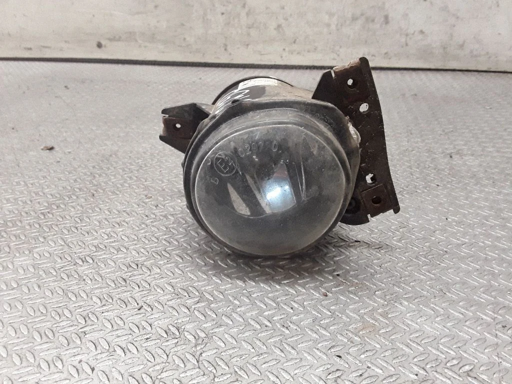 Halogen przedni 7M3941700B