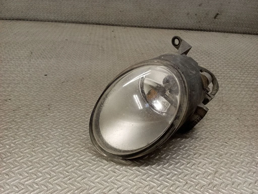 Priekšējais miglas lukturis 3D0941699B