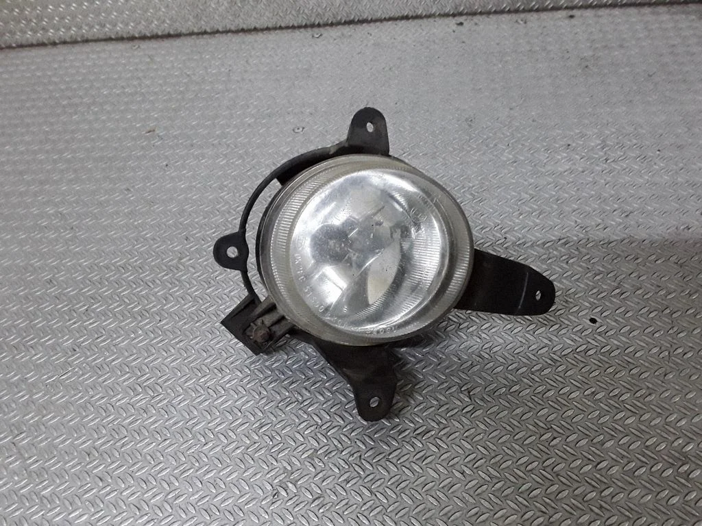 Front fog light – KIA Carens I (1999-2006)