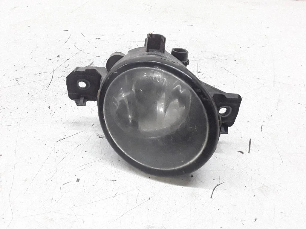 Halogen przedni – Renault Clio II (2001-2005)