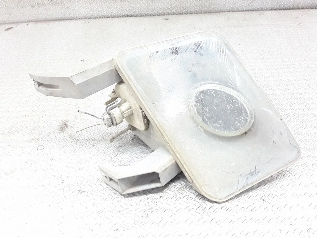 Front fog light – right