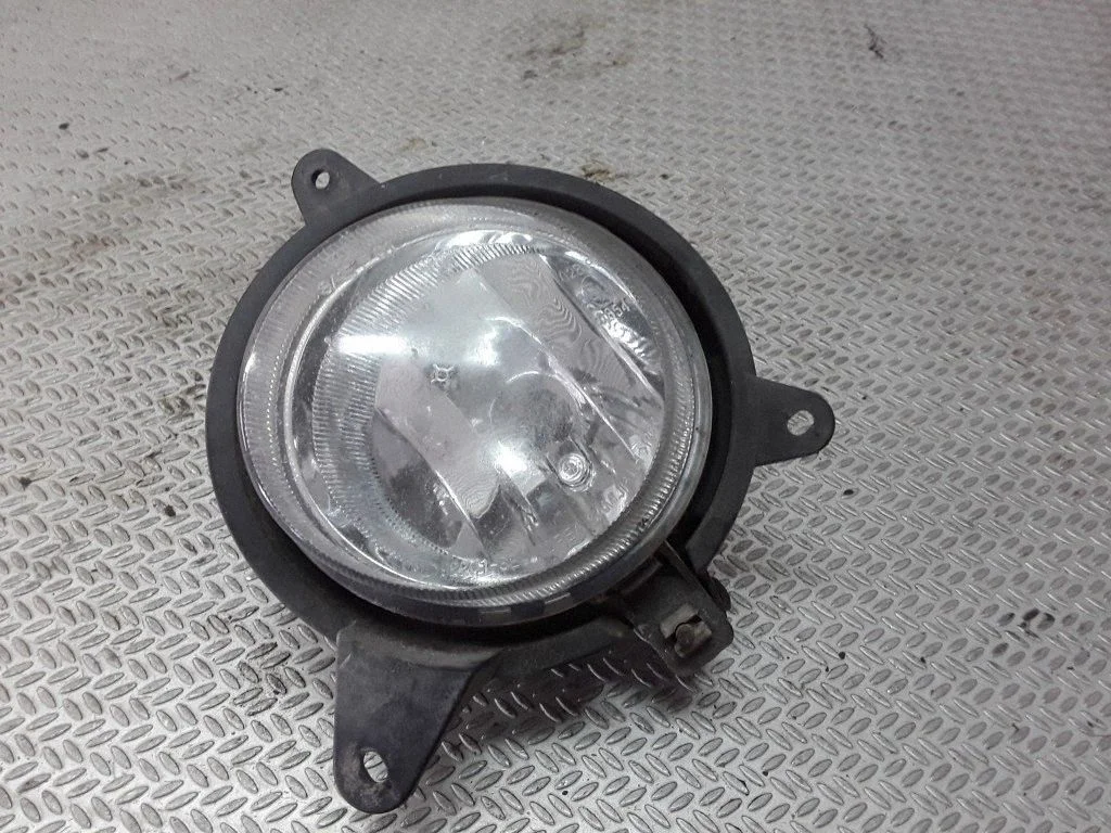 Halogen przedni – KIA Sorento (2002-2009)