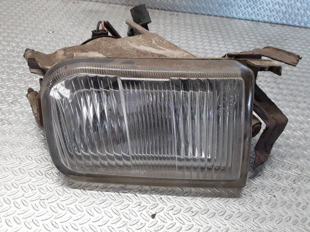 Priekšējais miglas lukturis 11487199
