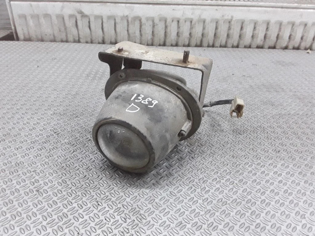 Halogen przedni – Toyota Hilux (N80, N90, N100, N110) (1988-1997)
