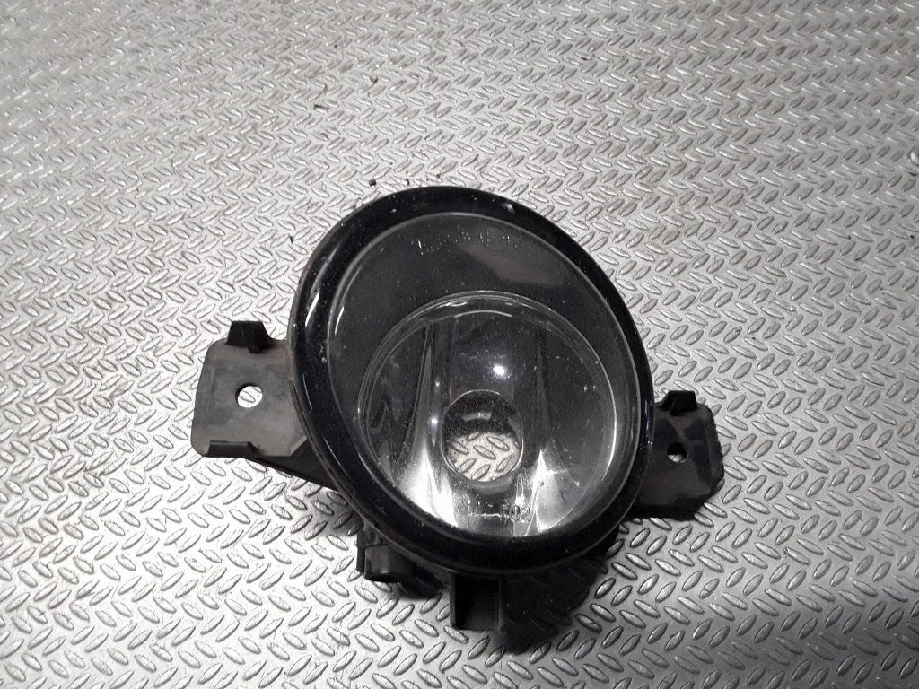 Halogen przedni – Renault Clio II (2001-2005)