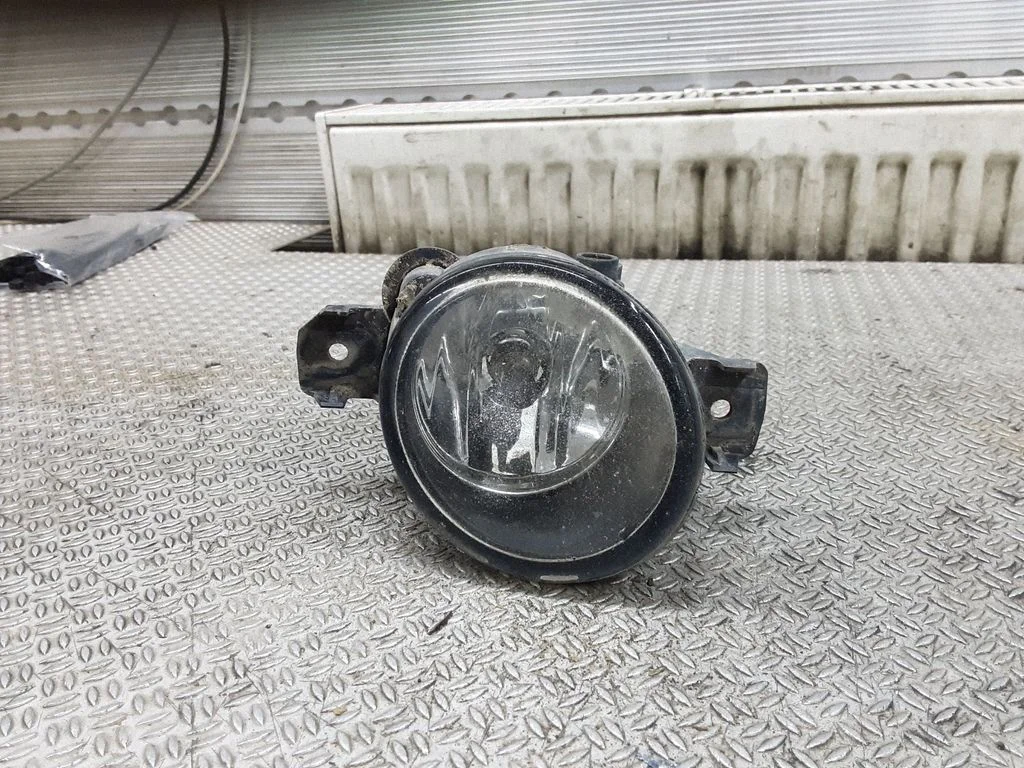 Halogen przedni – Renault Clio II (2001-2005)