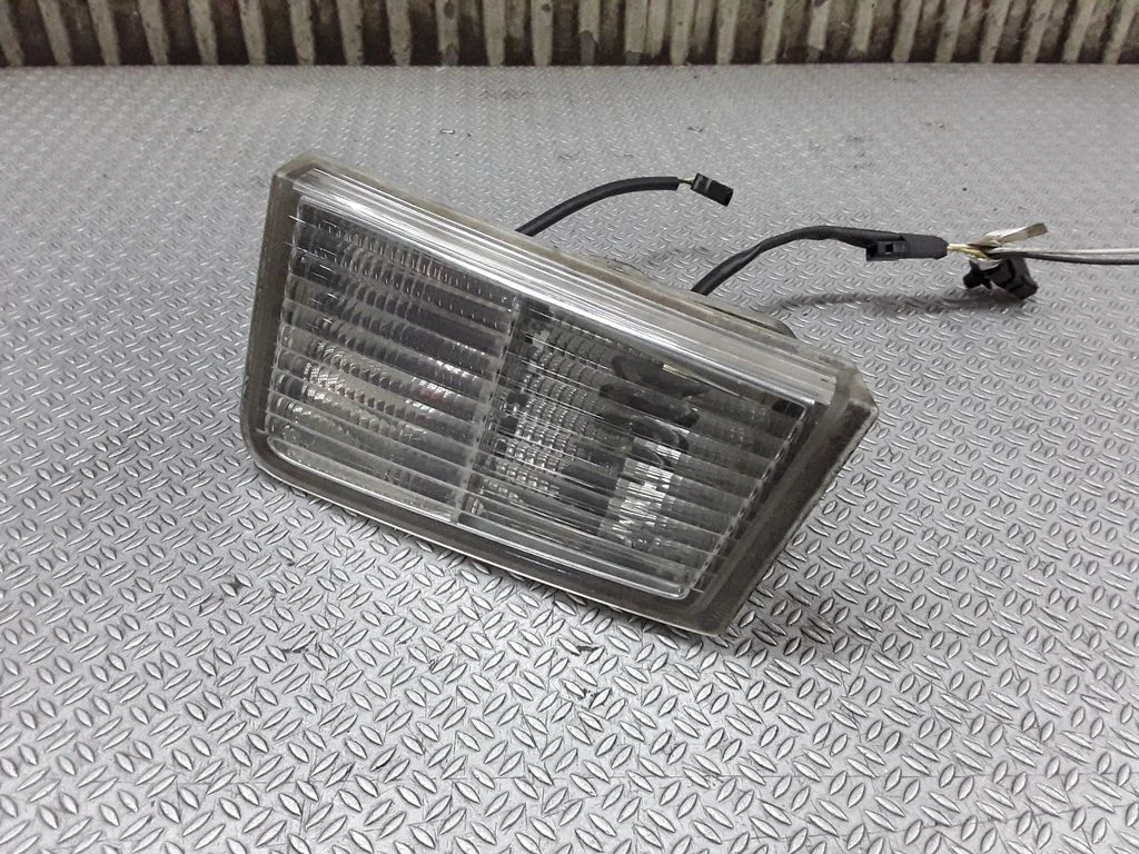 Lampa przeciwmgielna tylna – lewa