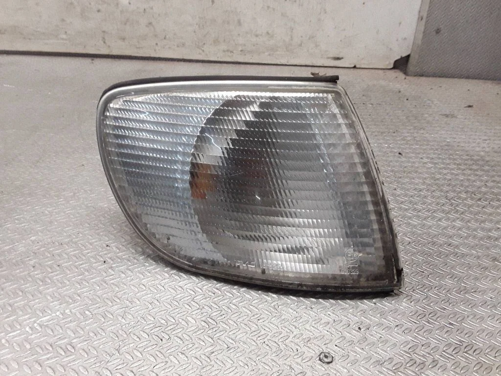 Eesmine suunatuli – Audi A6 S6 C4 4A (1994-1997)