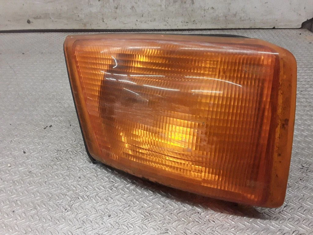 Front indicator light – Iveco Daily 3rd gen (2000-2006)