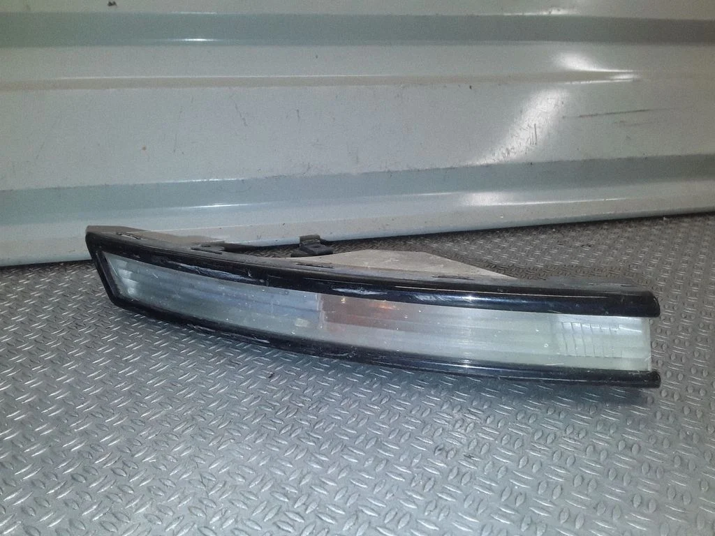 Kierunkowskaz przedni – Volkswagen Passat B6 (2005-2010)