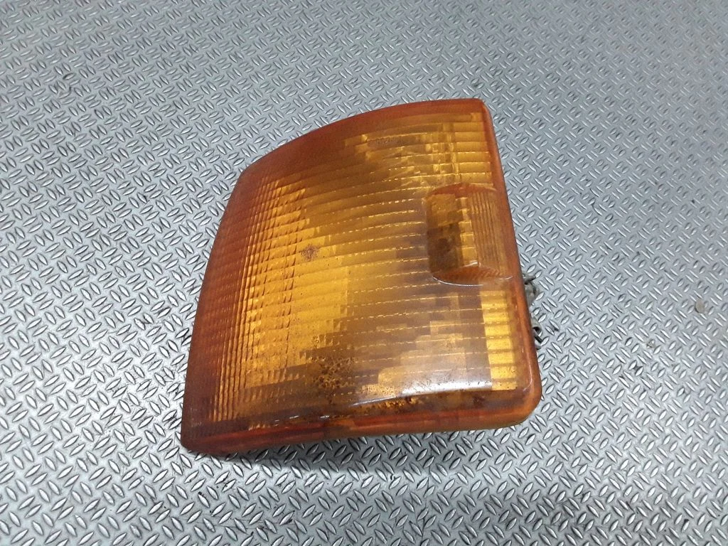 Front indicator light – Volkswagen Transporter - Caravelle T4 (1991-2003)