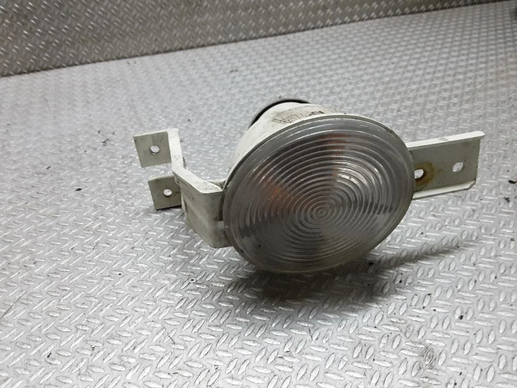 Eesmine suunatuli – Mini One - Cooper R50 - 53 (2001-2006)