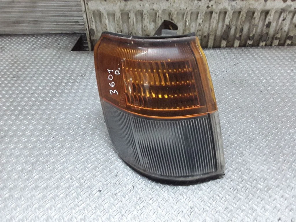 Priekšējais pagrieziena lukturis – Mitsubishi Pajero (1991-1999)