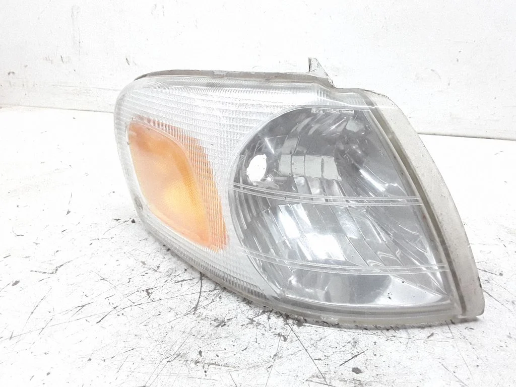 Eesmine suunatuli – Opel Sintra (1996-1999), parem