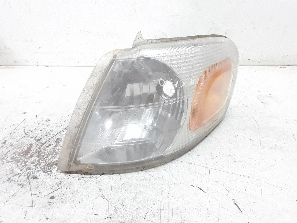 Eesmine suunatuli – Opel Sintra (1996-1999), vasak