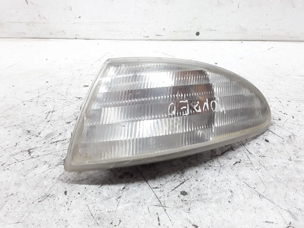 Eesmine suunatuli – Ford Mondeo MK I (1993-1996)