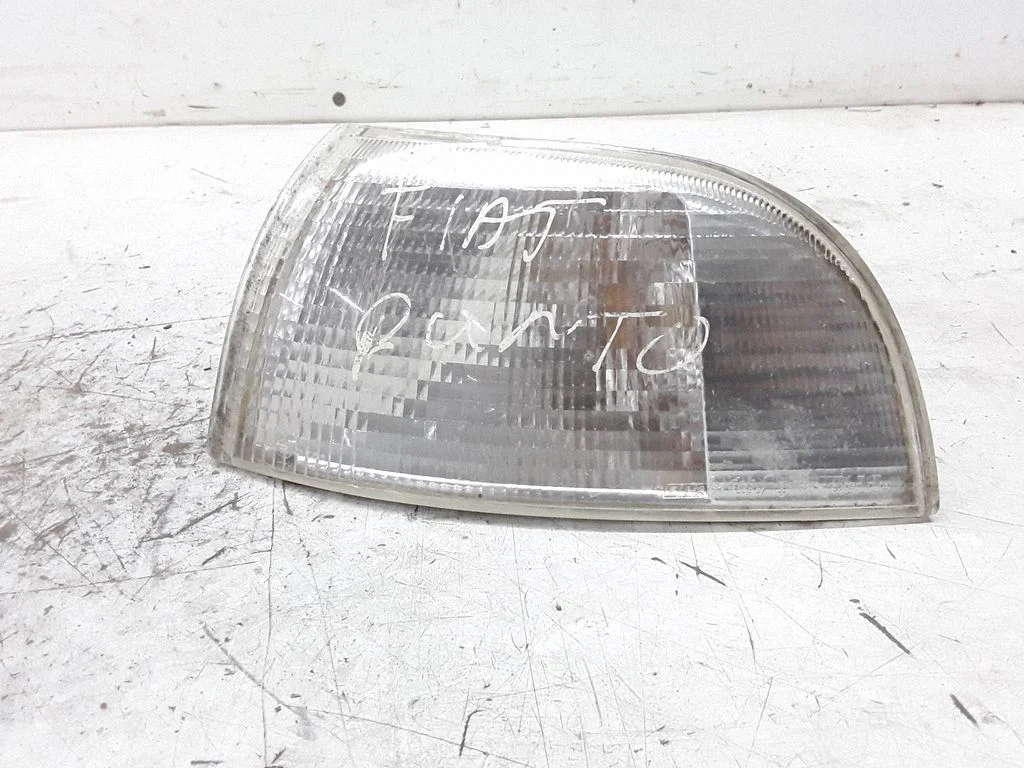 Eesmine suunatuli – Fiat Punto (188) (1999-2010), vasak