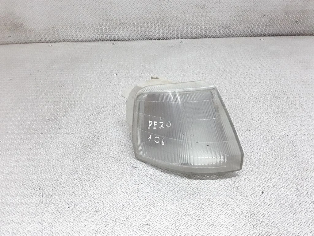 Kierunkowskaz przedni – Peugeot 106 (1992-1995), prawa