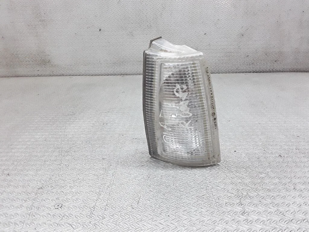 Eesmine suunatuli 16552716 – Fiat Croma (1985-1996)