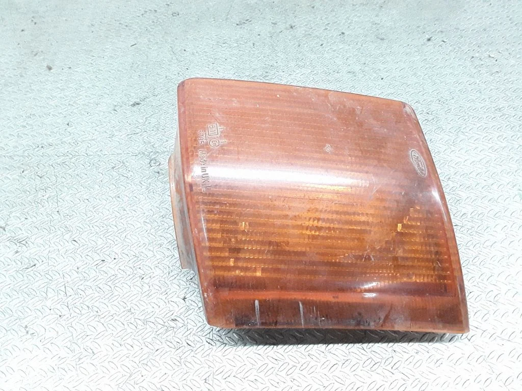 Eesmine suunatuli – Ford Transit (1995-2000)