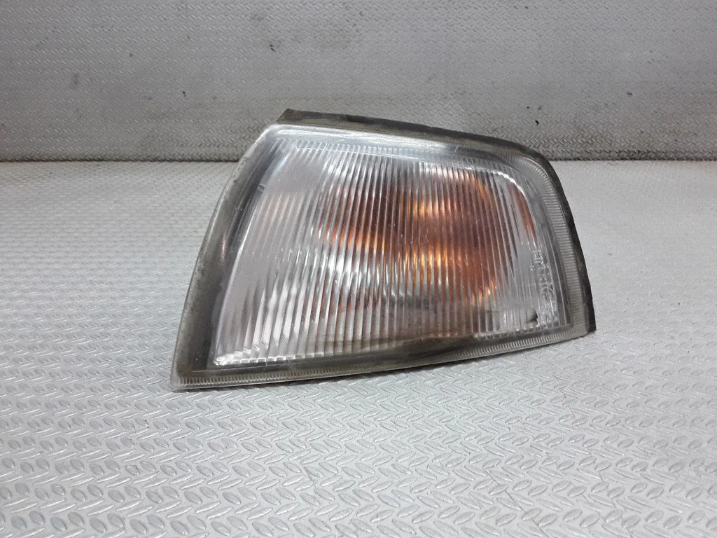 Front indicator light – Mitsubishi Colt (1992-1996)