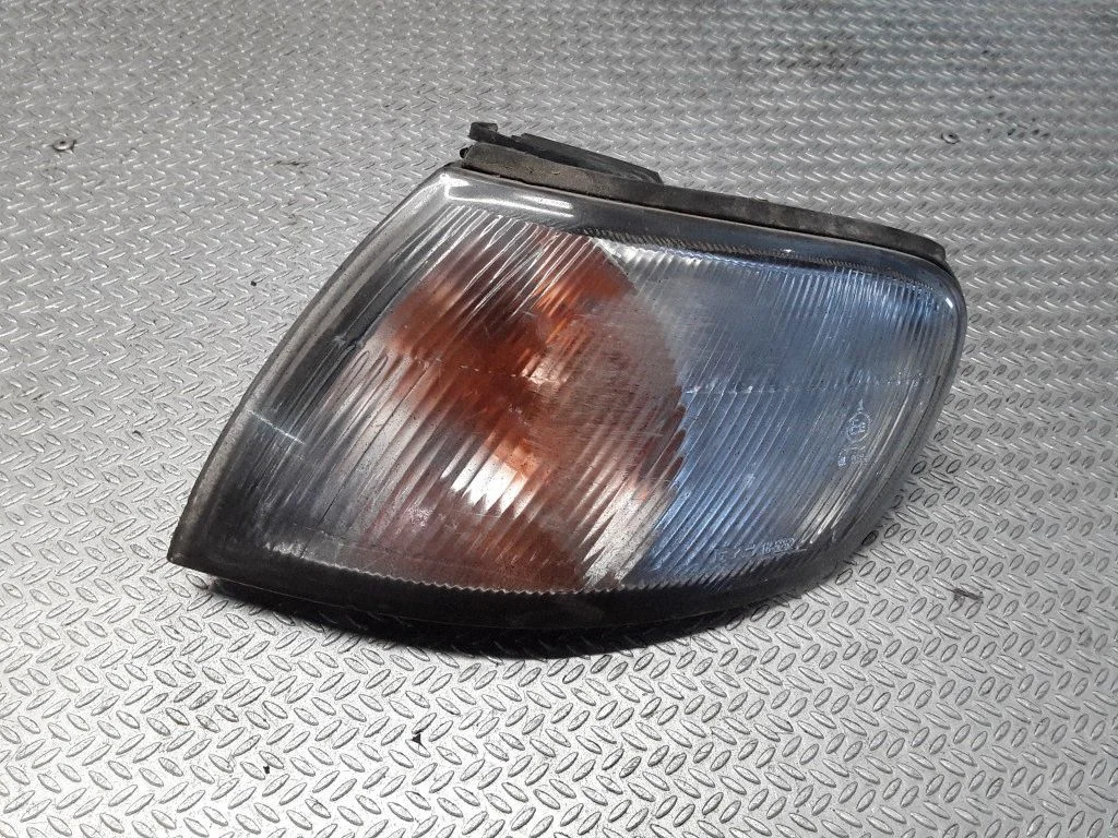 Eesmine suunatuli – Nissan Almera (1995-2000)