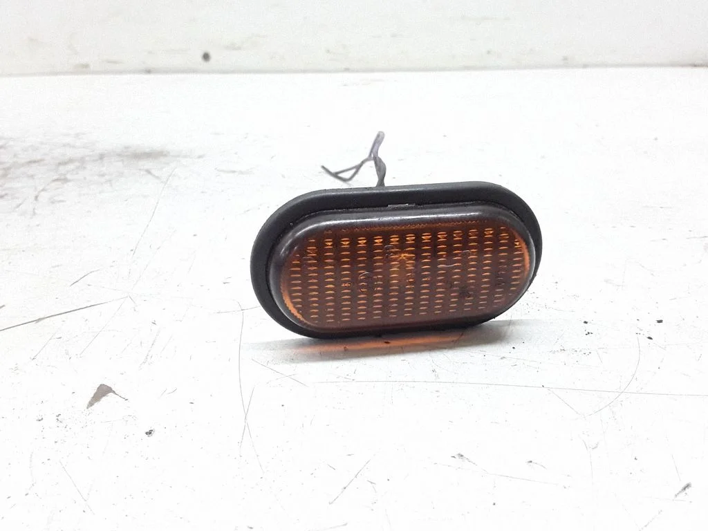 Front fender indicator light – Renault Master II (1998-2003)