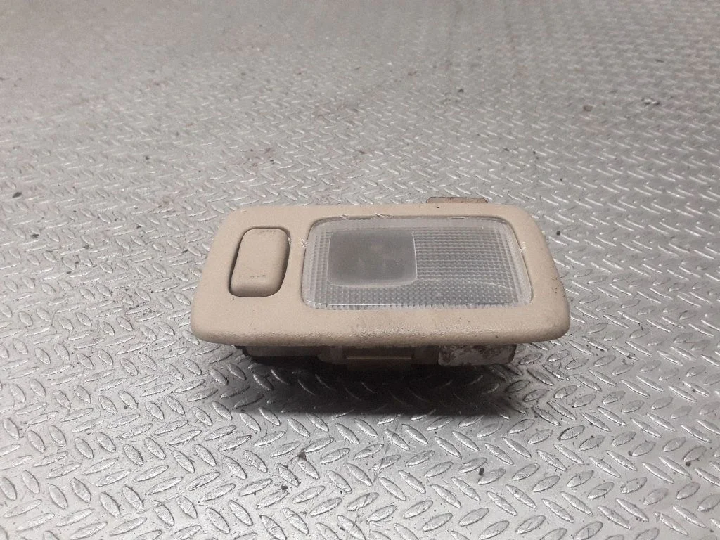 Rear seat light – Nissan Murano Z50 (2002-2008)