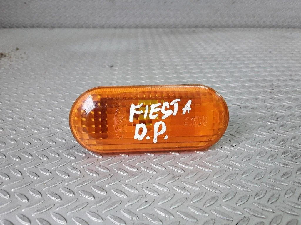 Kierunkowskaz w błotniku – Ford Fiesta (2002-2005)