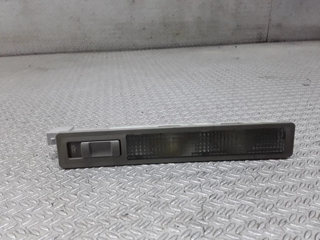 Rear seat light – Audi A8 S8 D2 4D (1994-2002)