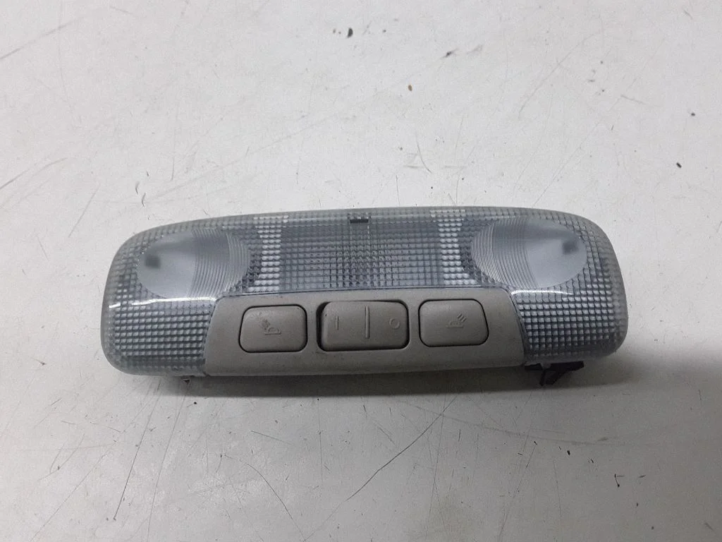 Rear seat light – Ford Focus (2010-2017)