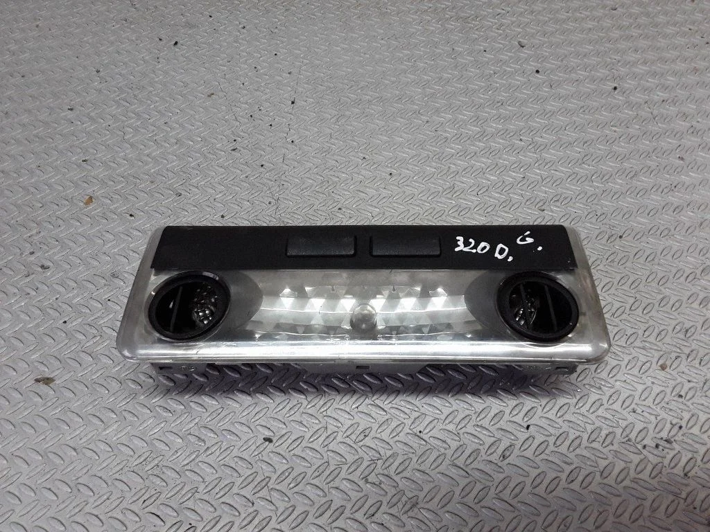 Tagaistmete valgustustuli – BMW 3-seeria E46 (1998-2005)