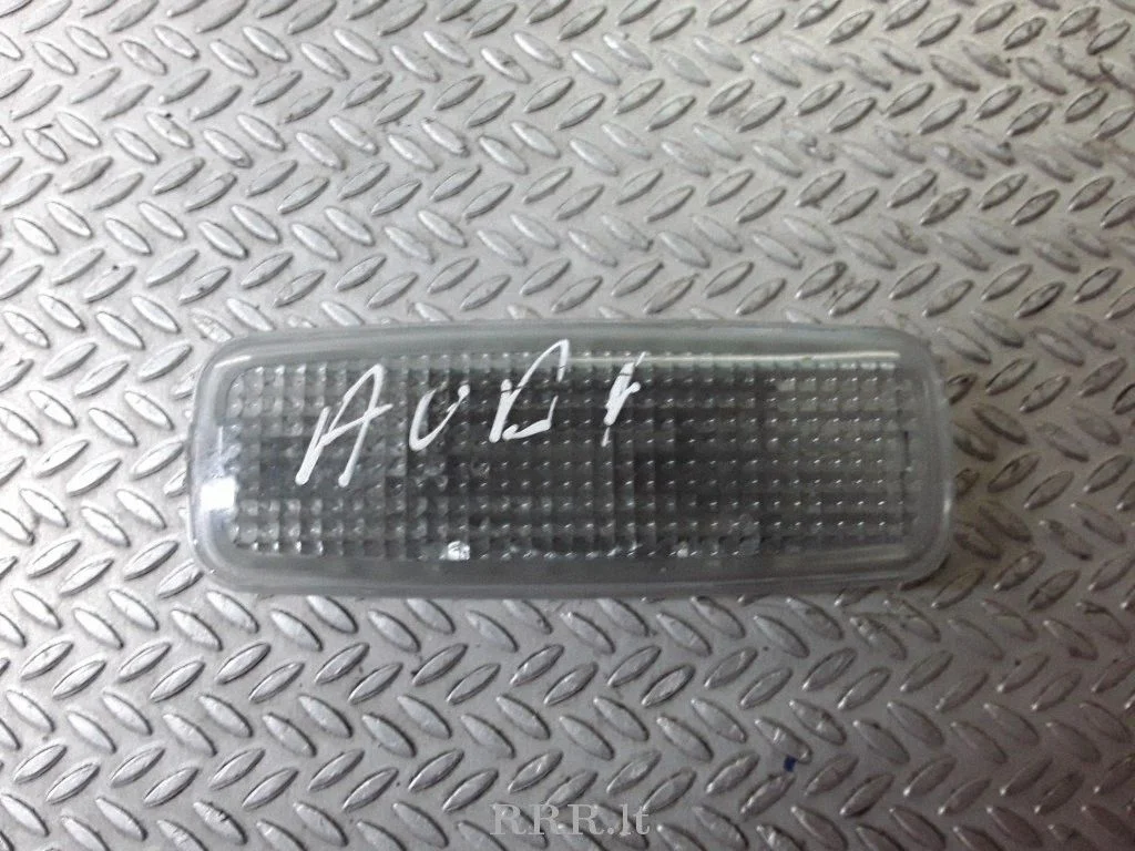Rear seat light – Audi A6 Allroad C5 (1999-2005)